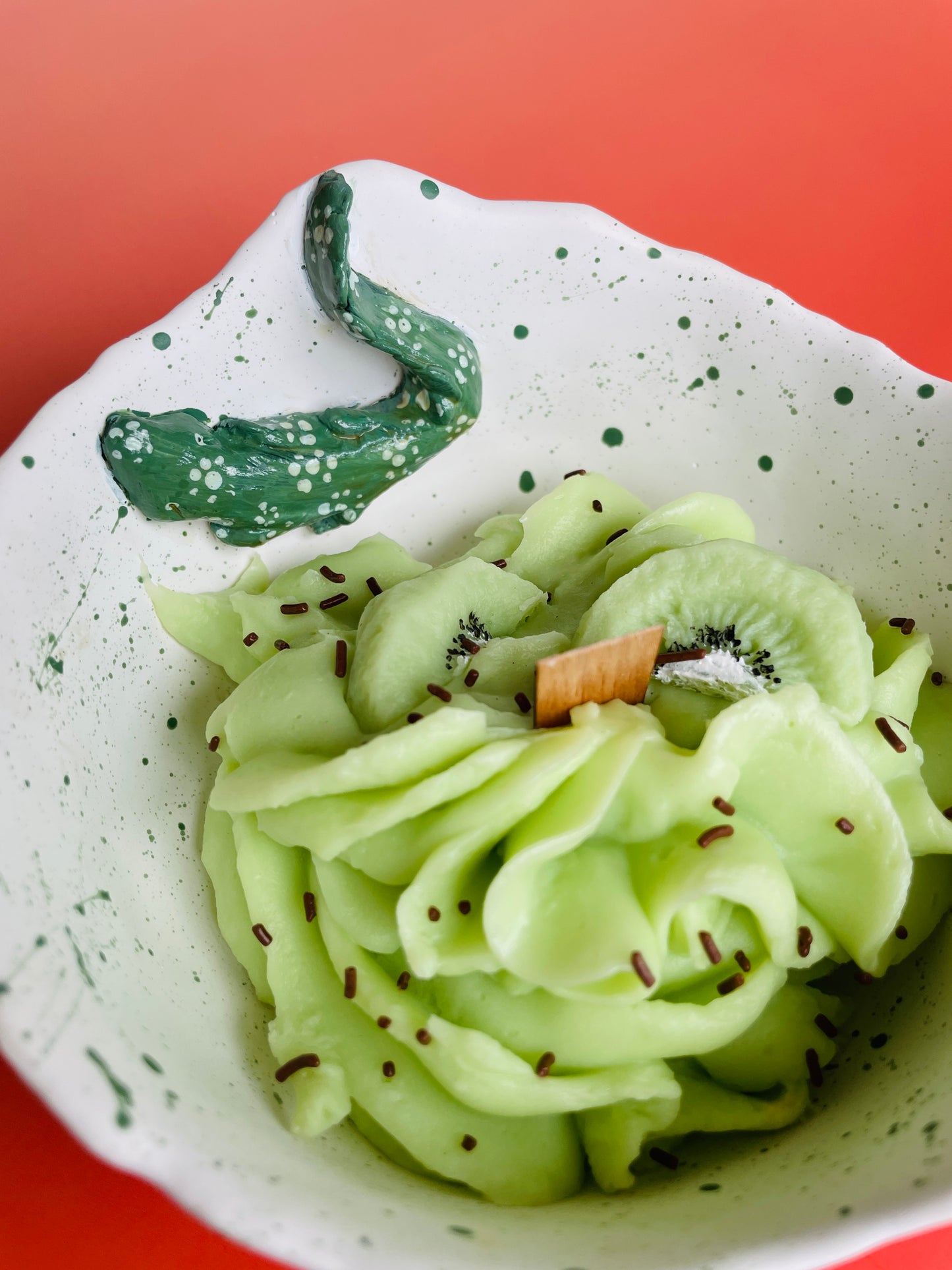 WILD COMPANIONS- Crocodile&Fruit Sundae Candle Bowl