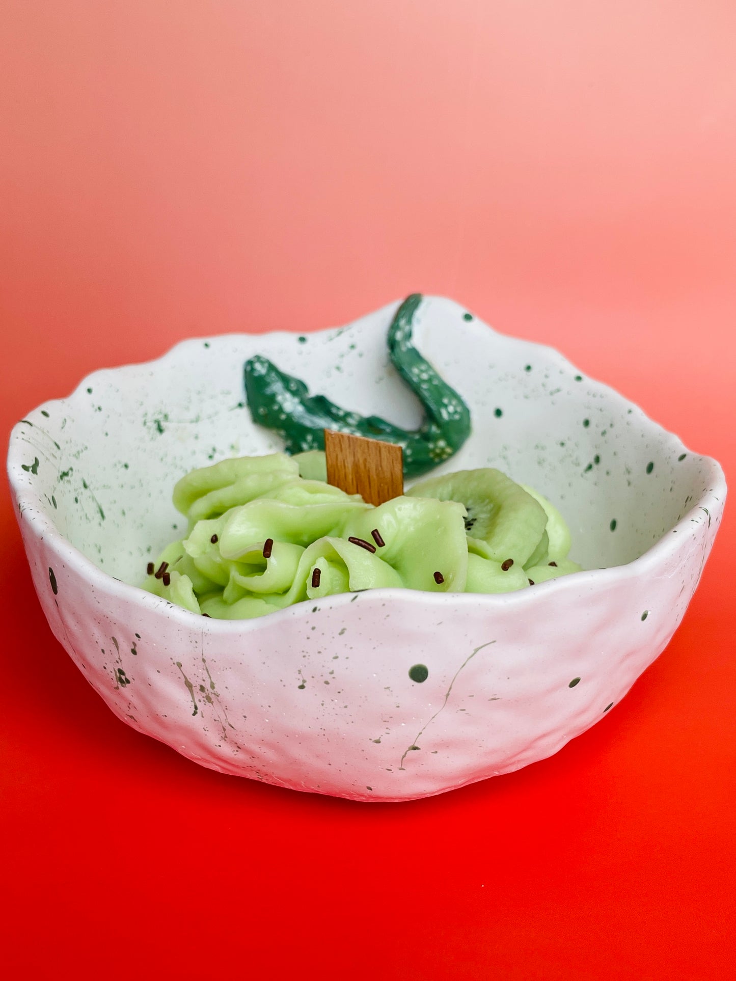 WILD COMPANIONS- Crocodile&Fruit Sundae Candle Bowl