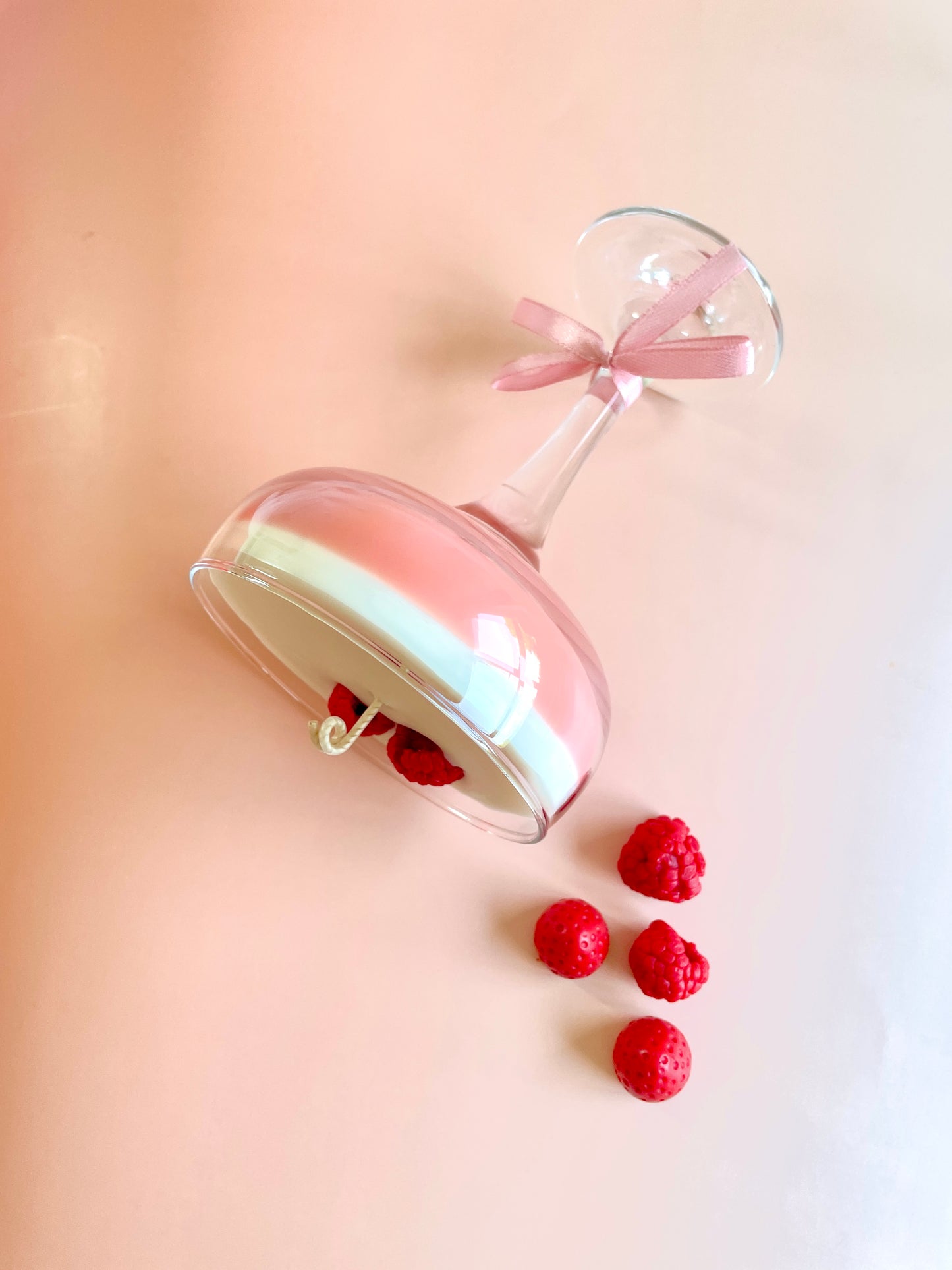 BERRY COCKTAIL CANDLE