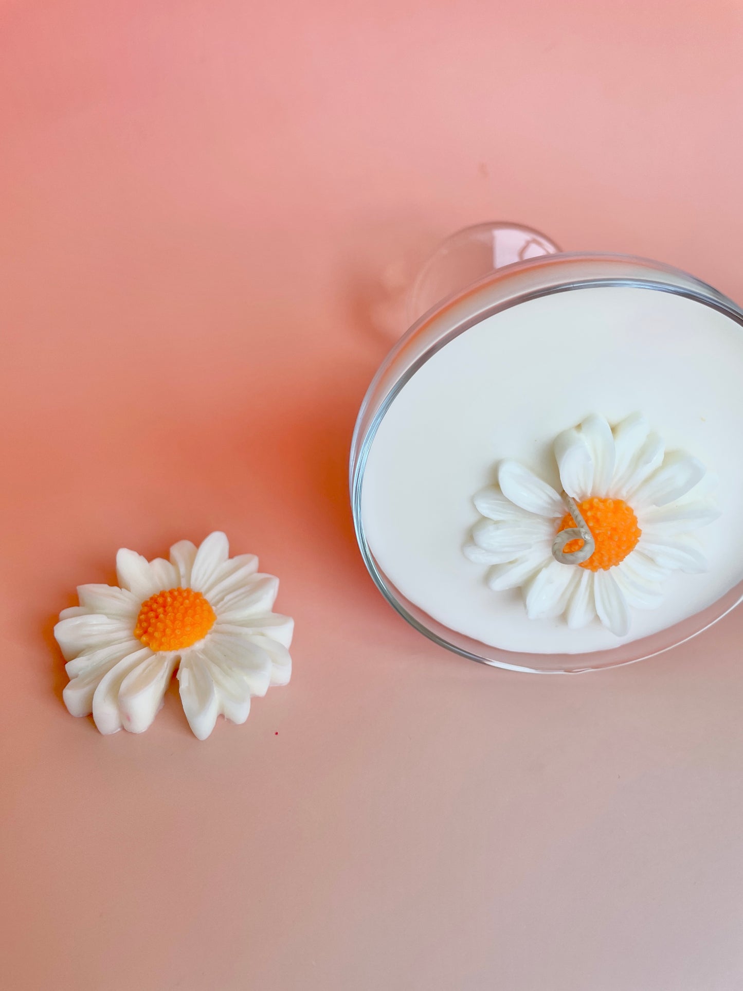 DAISY COCKTAIL CANDLE