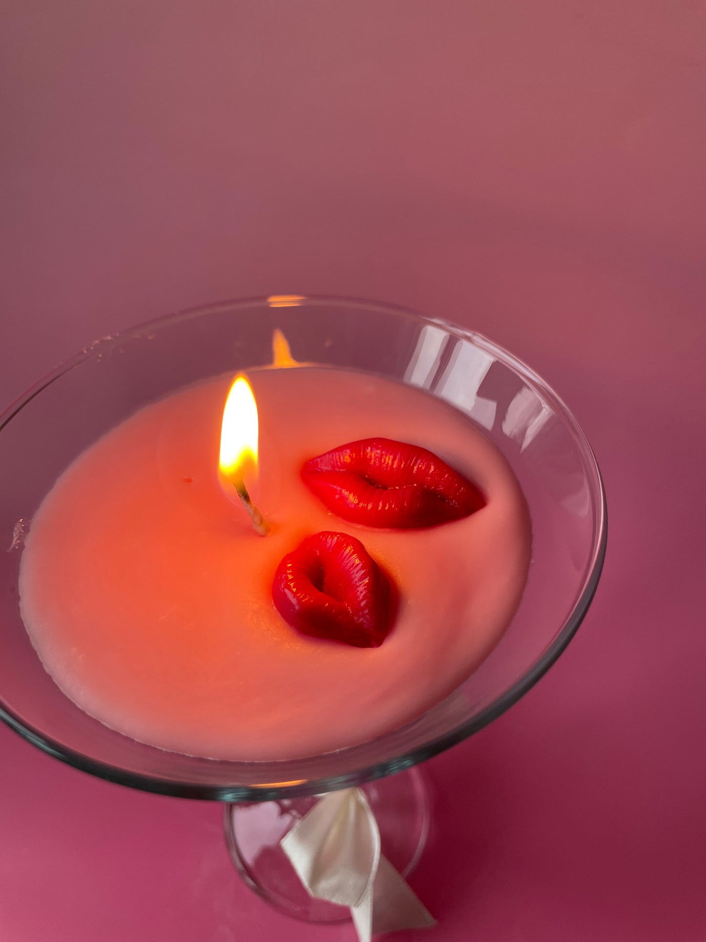 Hot Kiss Cocktail Candle
