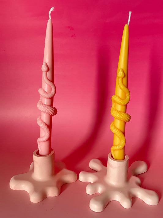 SNAKE SHAPED CYLINDRICAL CANDLE
