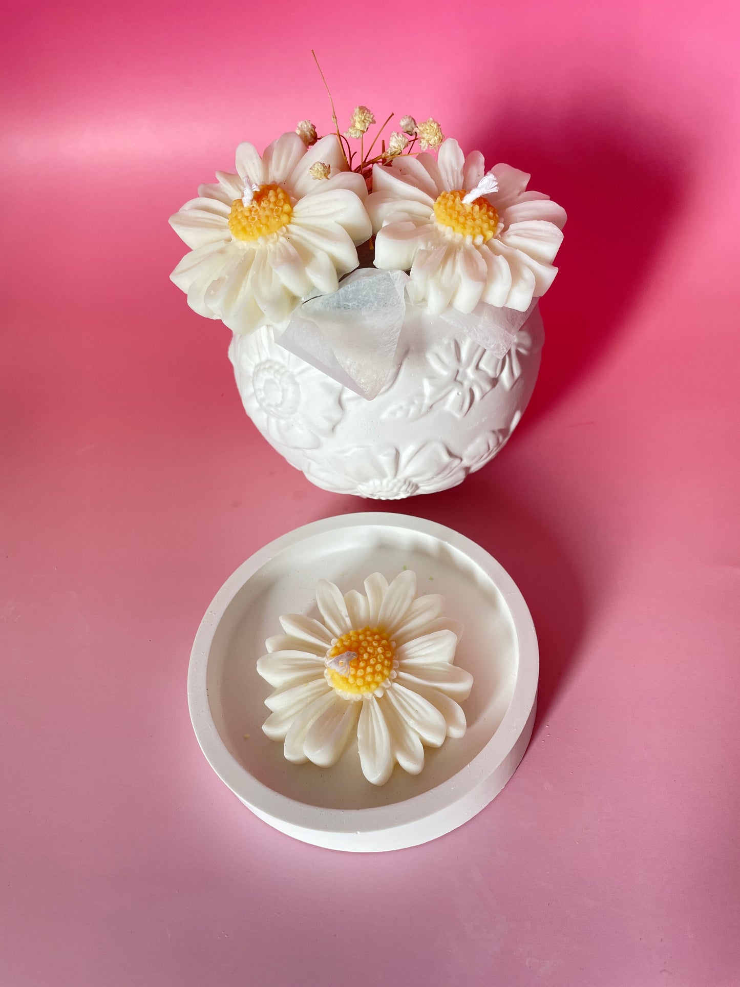 DAISY BOUQUET CANDLE