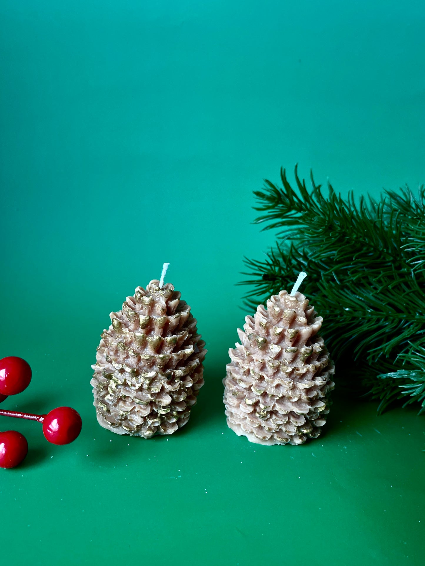 PINE CONE -2pcs-