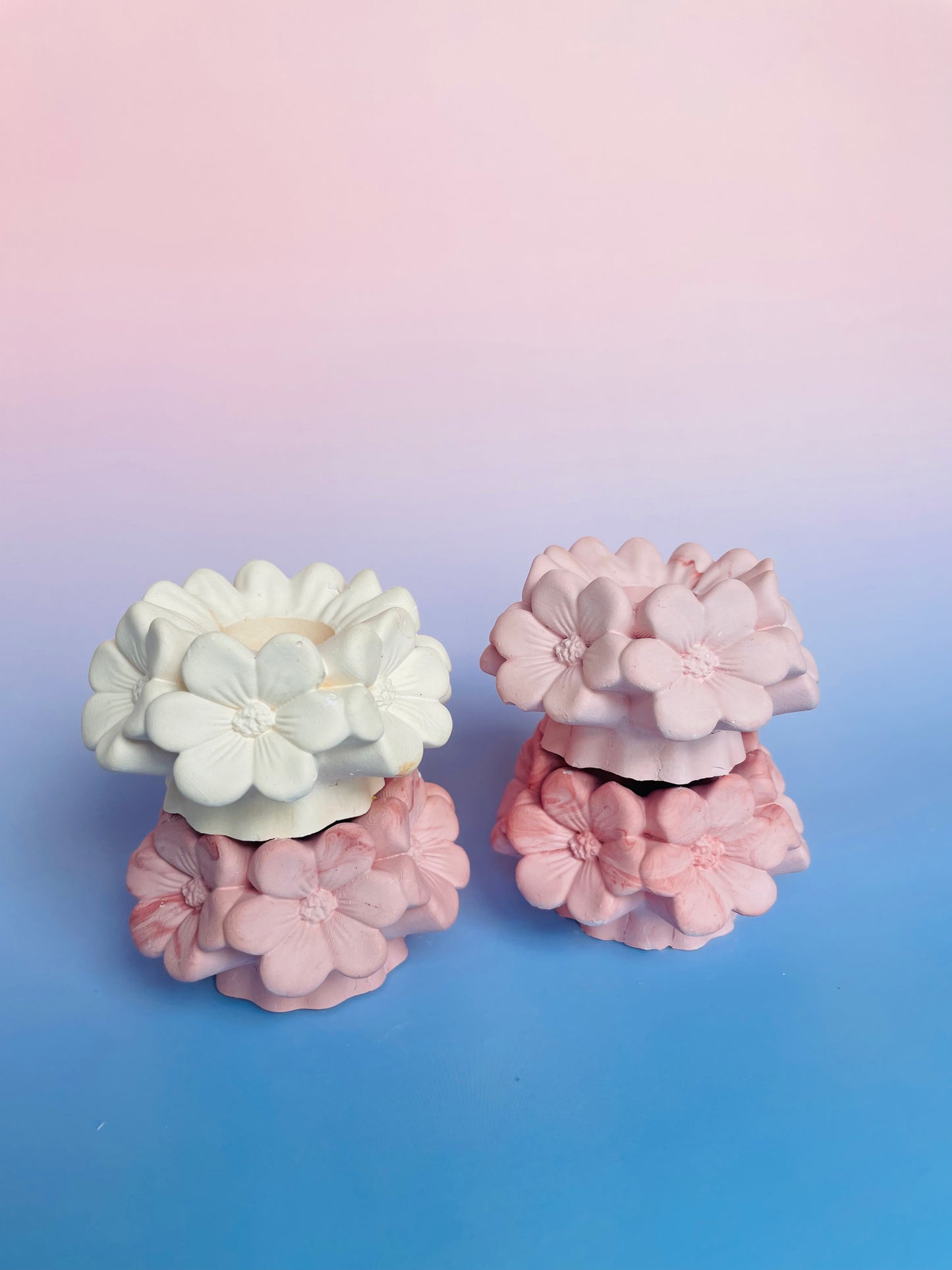 CANDLE FLORAL HOLDER