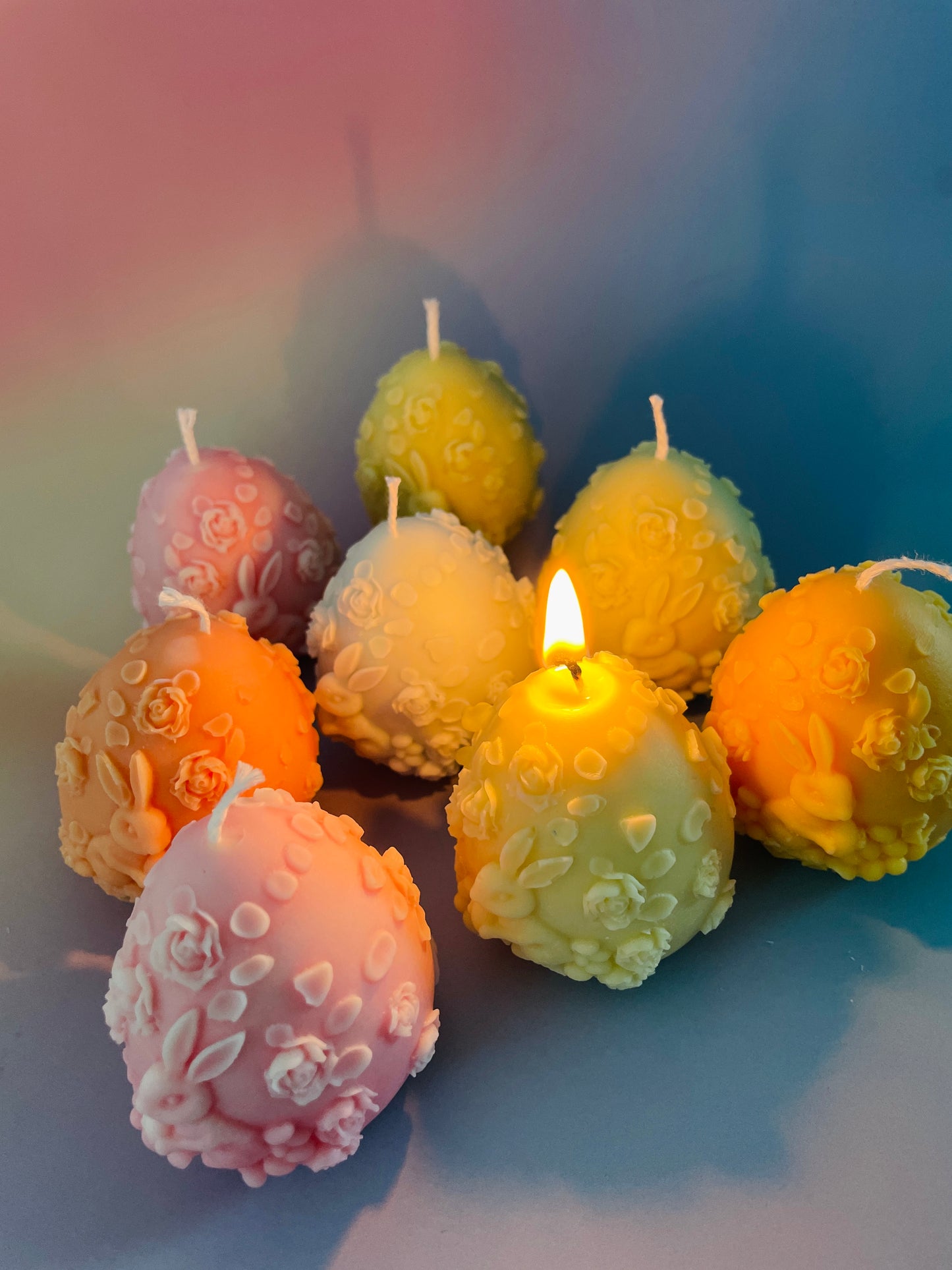 HOPPY GARDEN EGG CANDLE