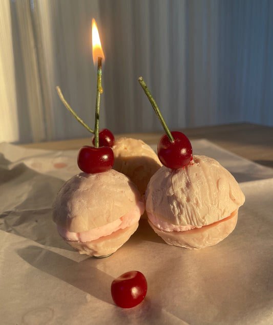 PROFITEROLE CANDLE